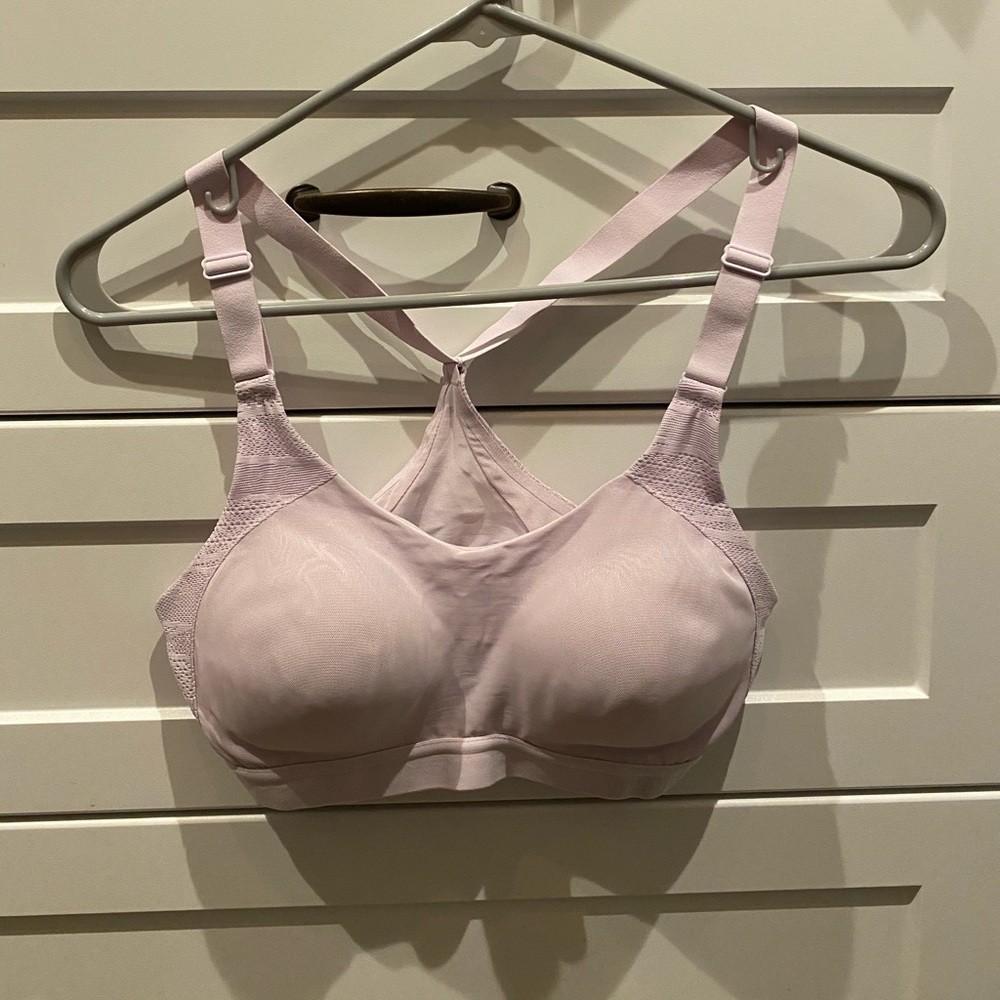 Victoria’s Secret Sport Bra Lavender Small